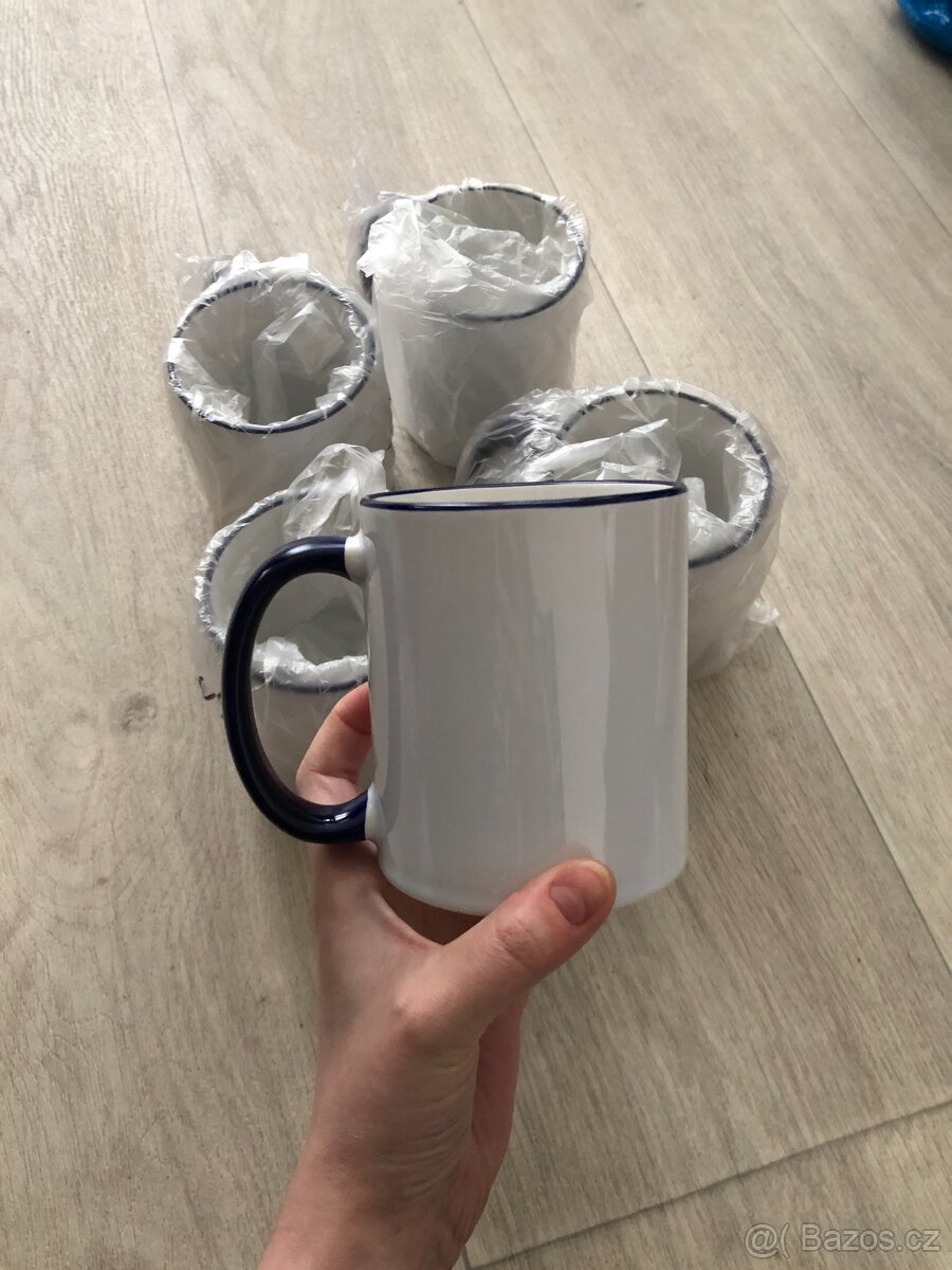 Hrnek s modrým uchem a okrajem k sublimaci 5ks