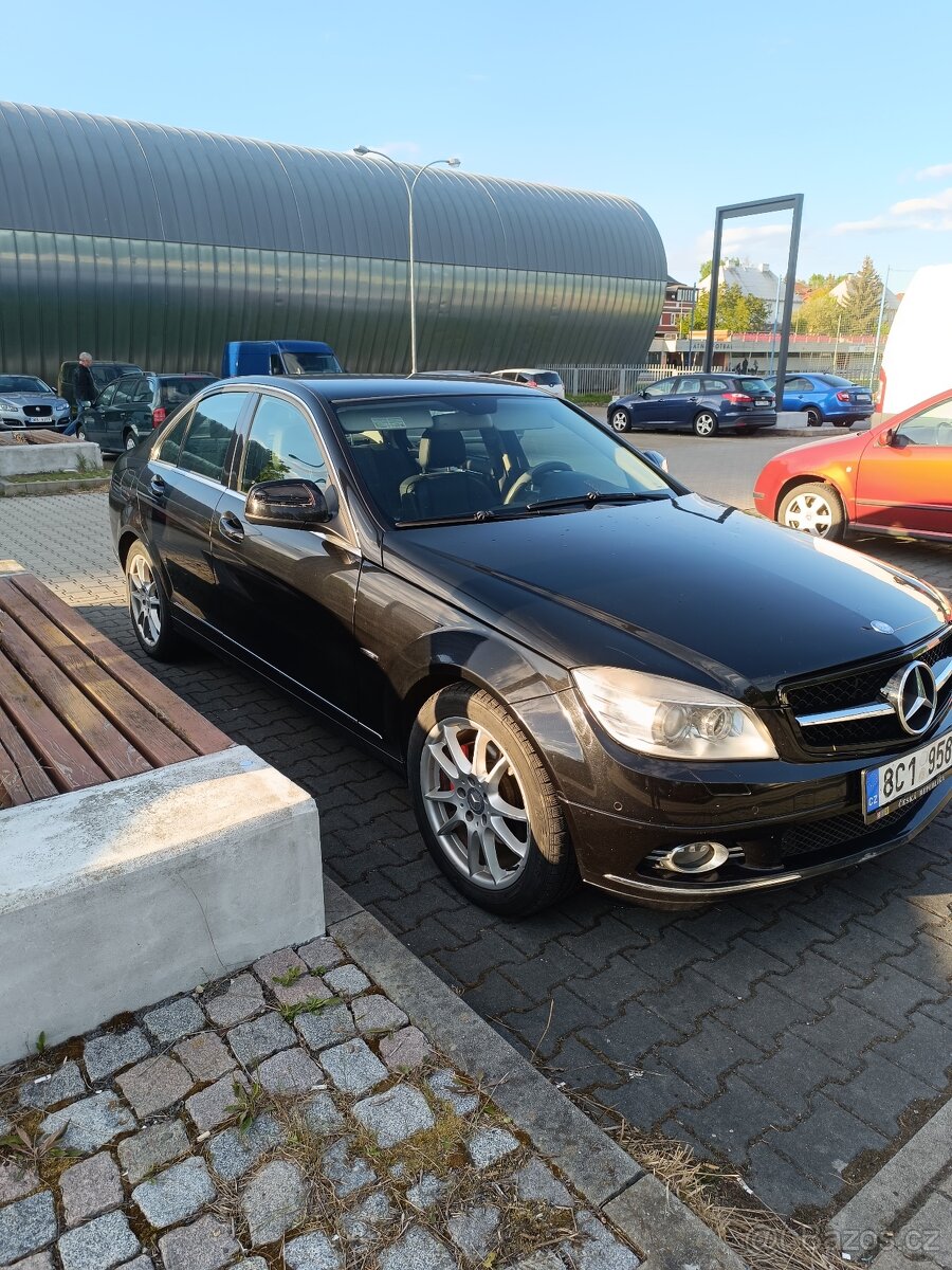 Mercedes C 220 cdi rok 2008