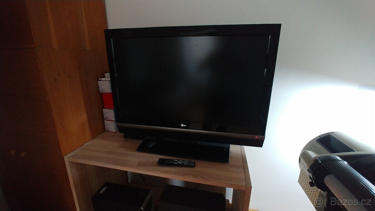 LG 42LC2R