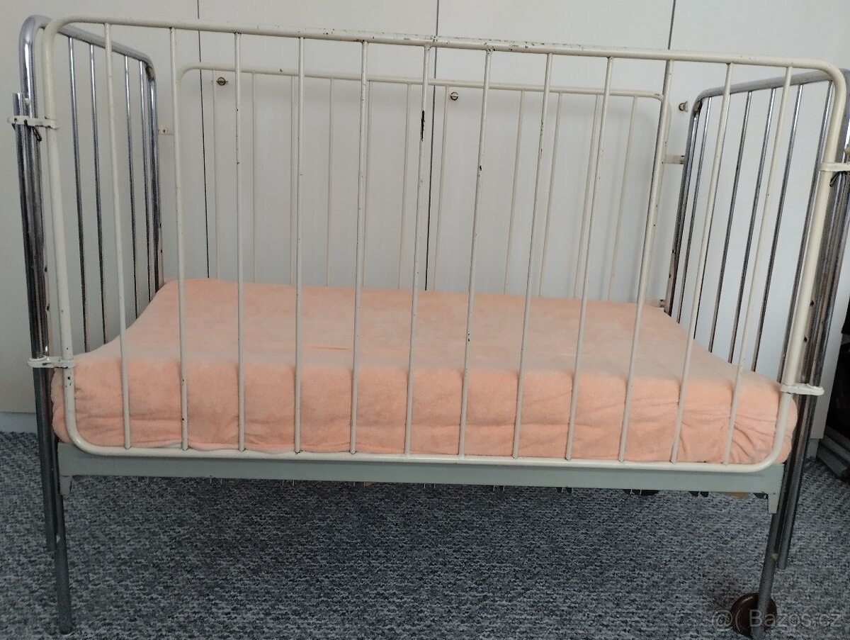 Dětská postýlka