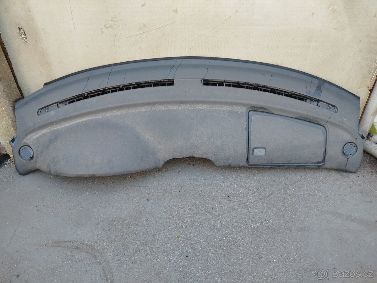Mercedes slk R170 palubní deska