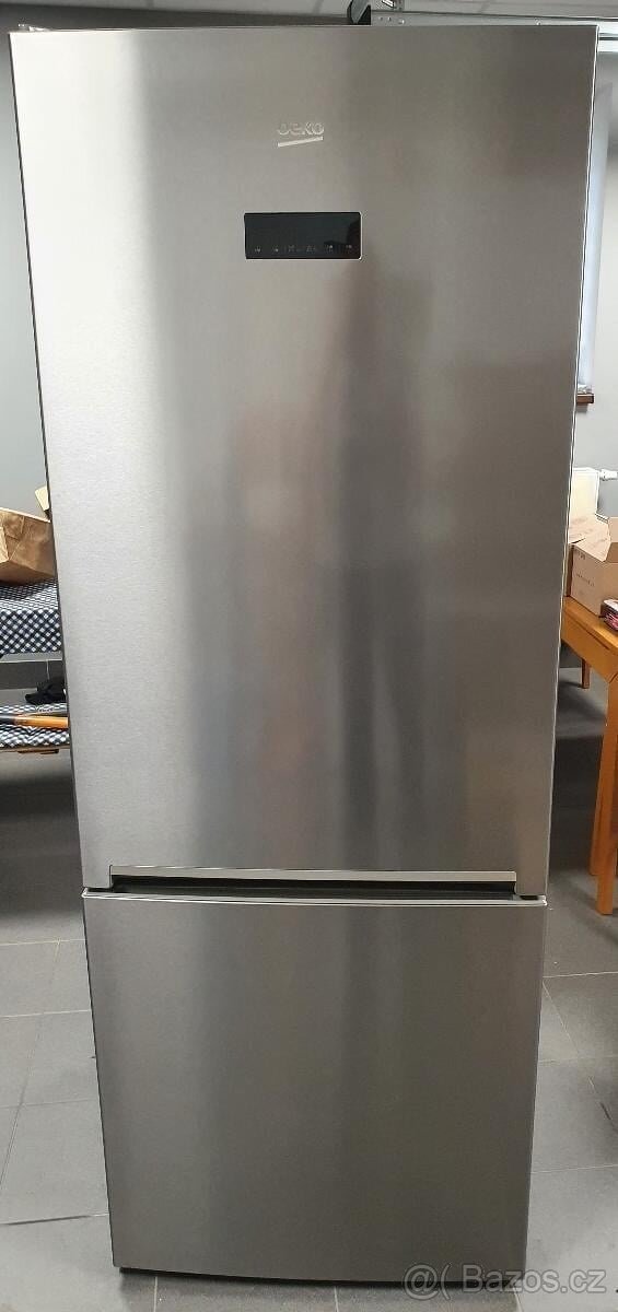 No frost Kombinovaná Lednice Beko A++