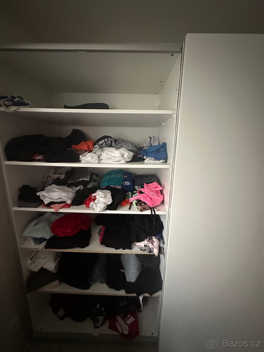 Prodám - Šatní skříň IKEA PAX/HASVIK 200x66x236cm