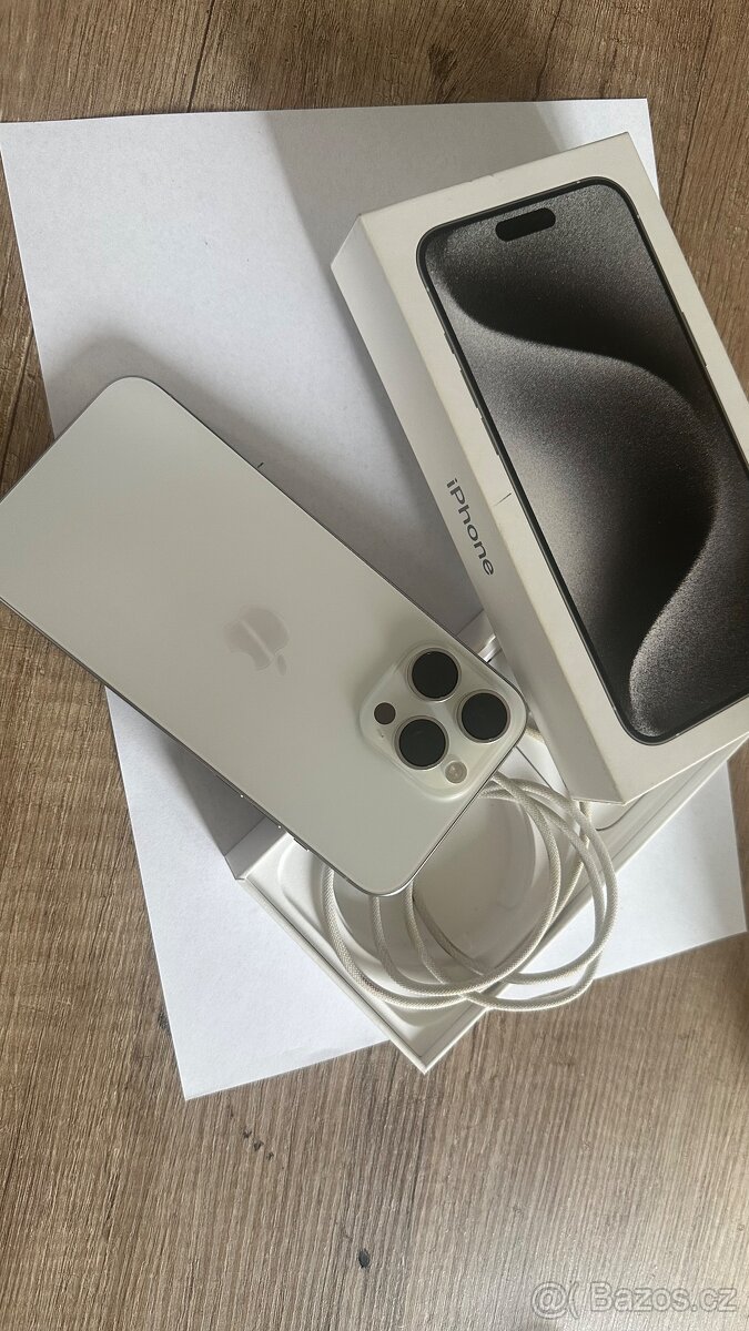 iPhone 15 pro Max 256gb titanium Silver