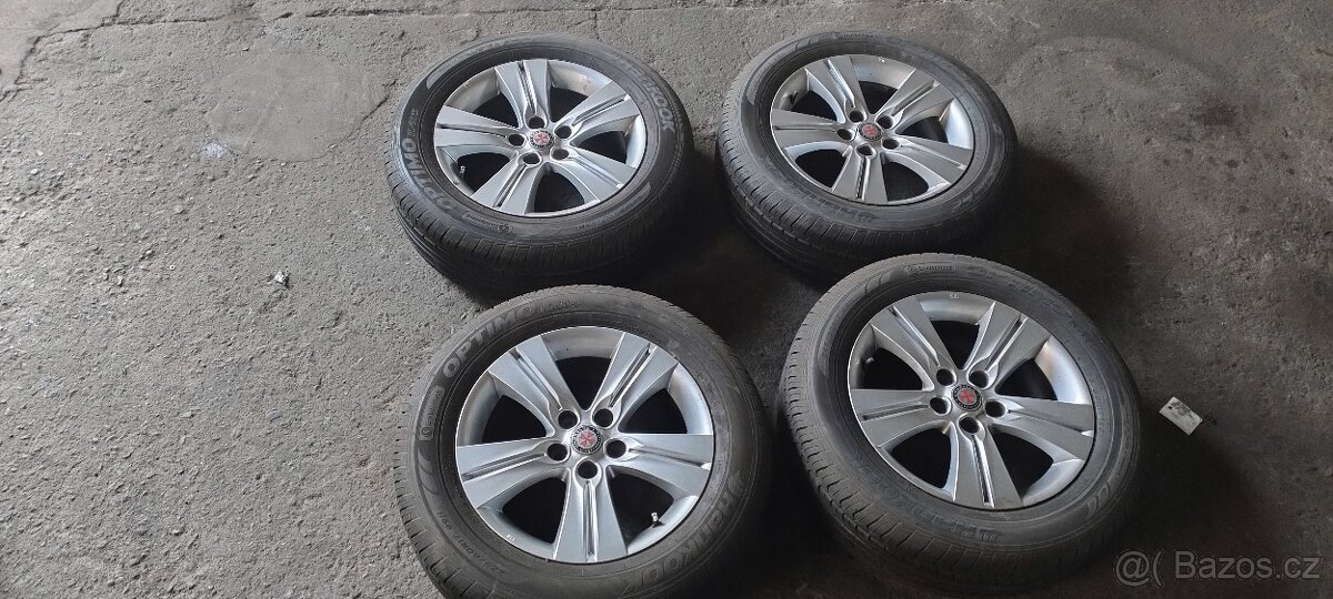 Sada Aku kol z vozu Kia Sportage 225/60R17 letní 5x114