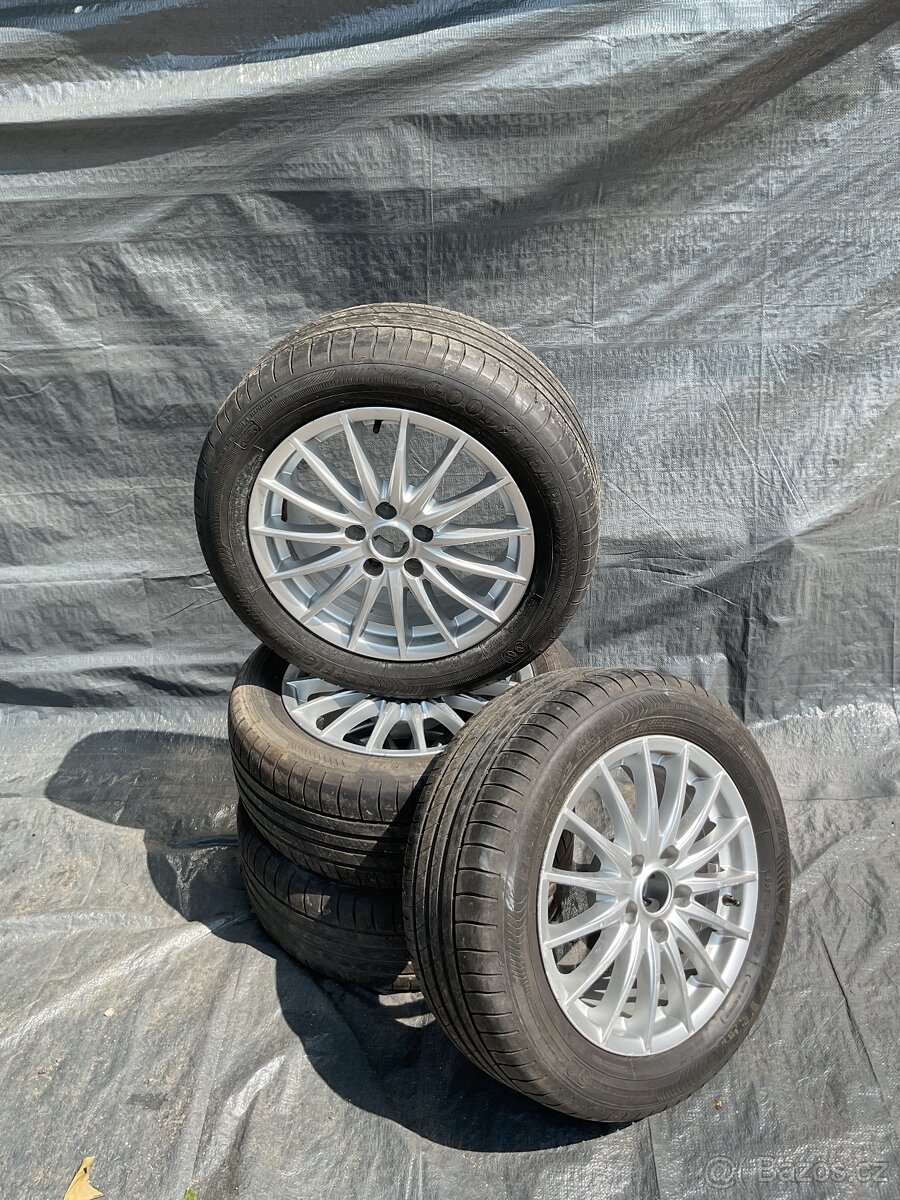 Celá ALU kola ALFA s pneu GOODYEAR
