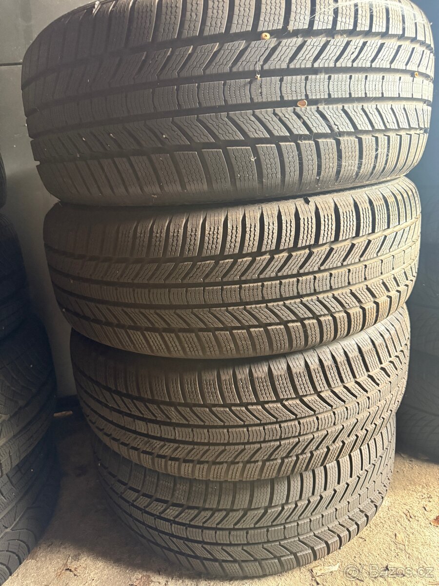 255/50 R19