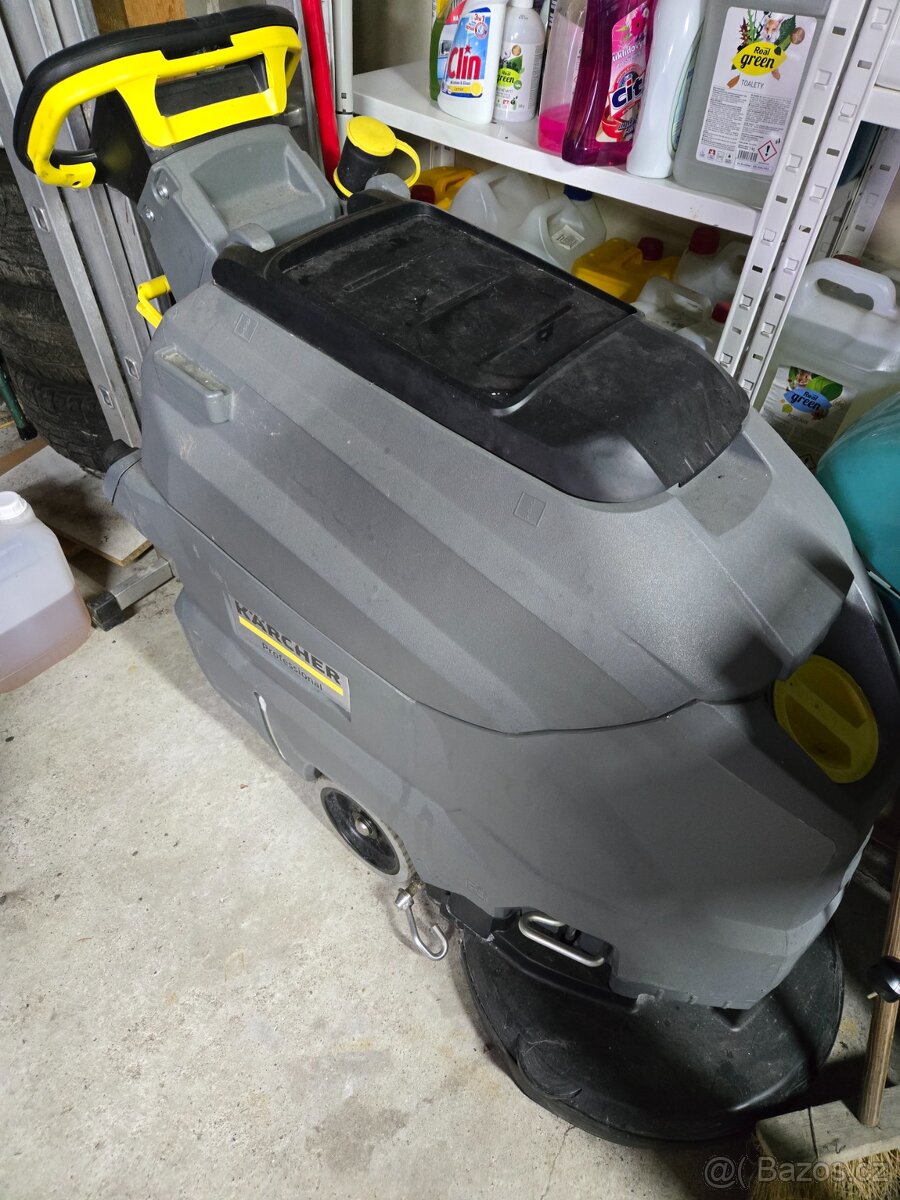Prodám mycí stroj karcher
