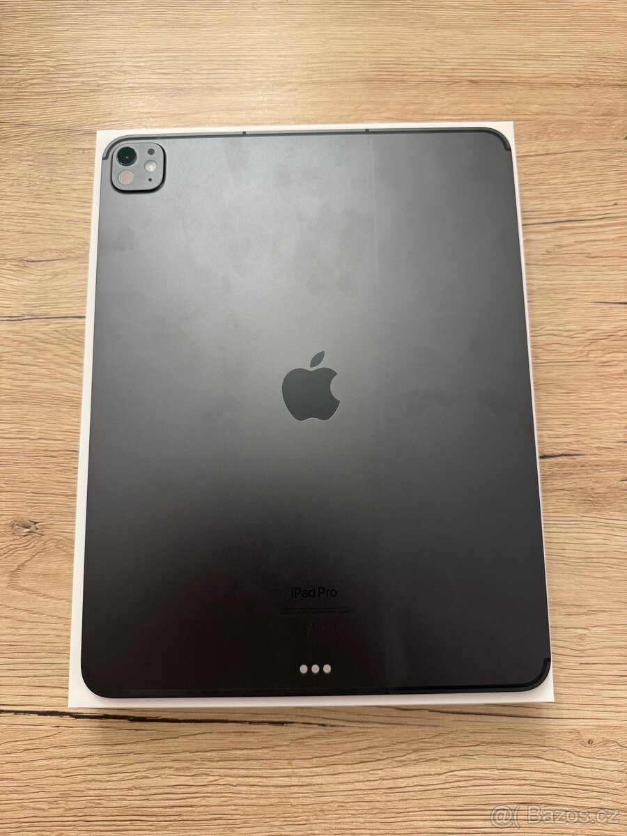 iPad Pro 13" 512GB Cellular M4 Vesmírně černý 2024