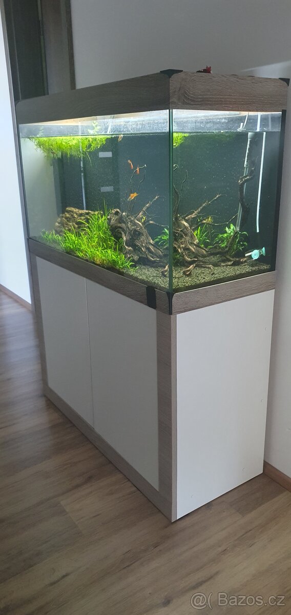 akvarium Fine 200l i se skříňkou