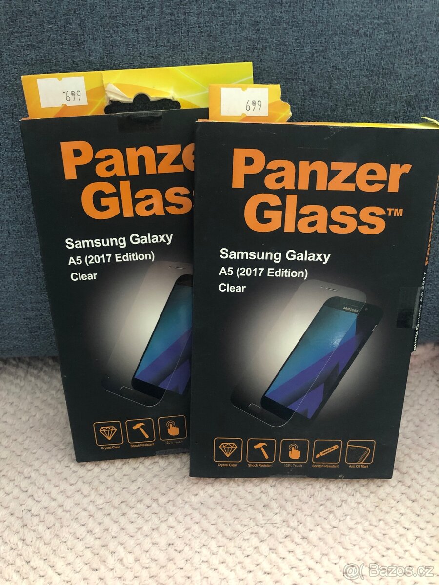 Tvrzene sklo na telefon