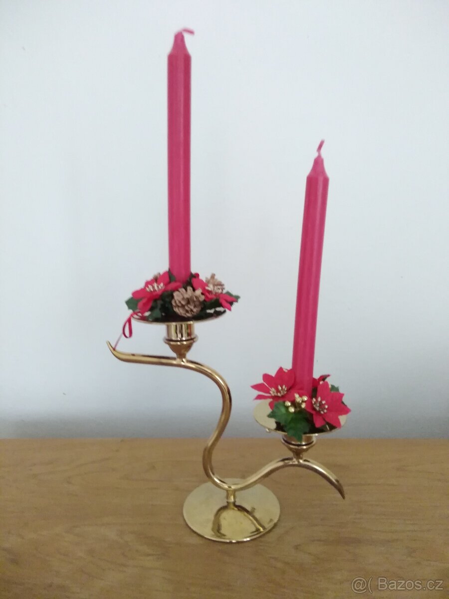 Skleněný zlatý svícen/dekorace. Česká výroba.