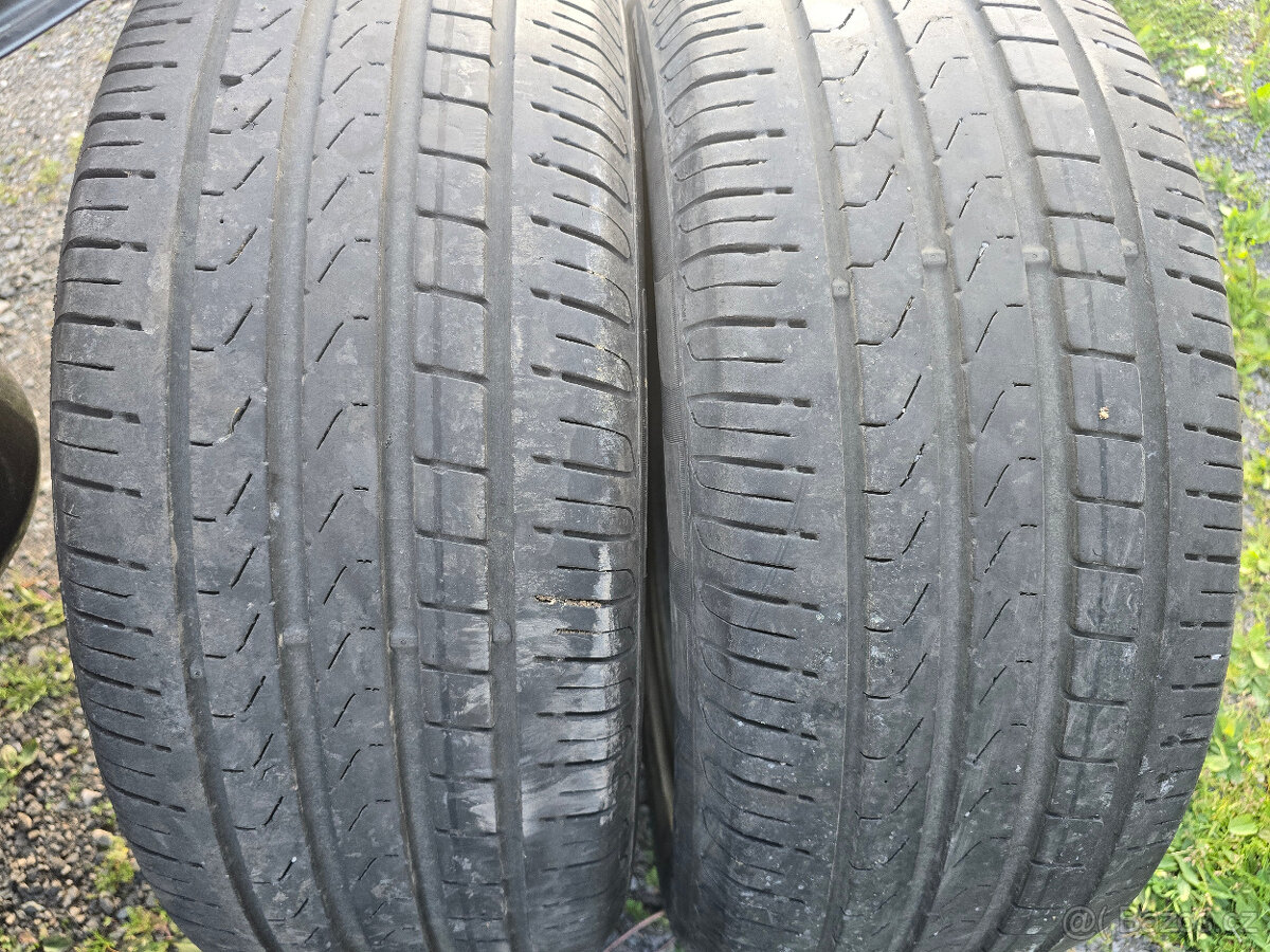 Prodám 2x letní pneu Pirelli 235/50 R19 99V