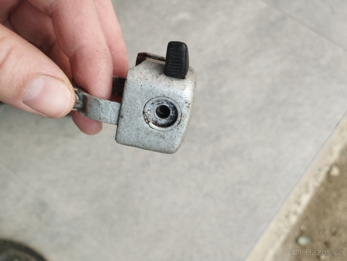 Manet M90 přepínač