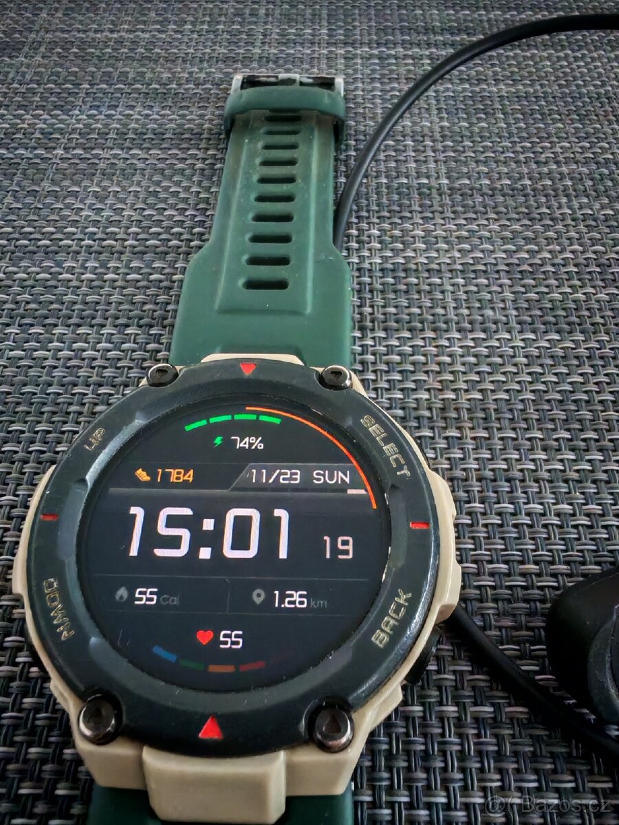 Amazfit T-Rex, chytré a odolné hodinky s velkou vydrží
