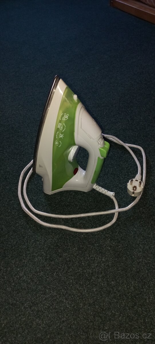 Napařovací žehlička