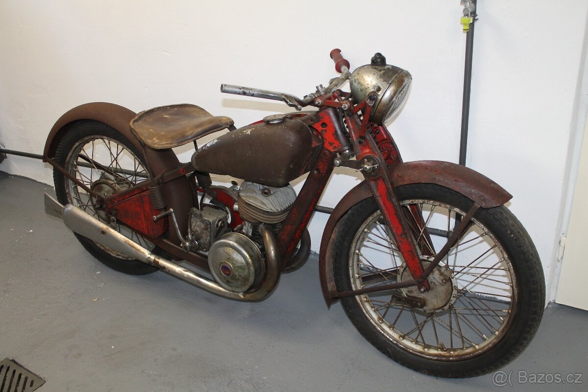 JAWA 250 Special přírubová  i Výměna za Indian , plechovky