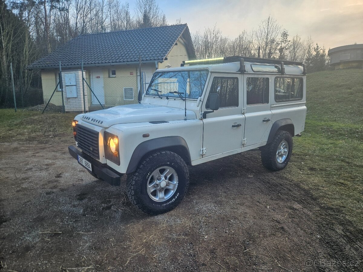Land Rover Defender Puma