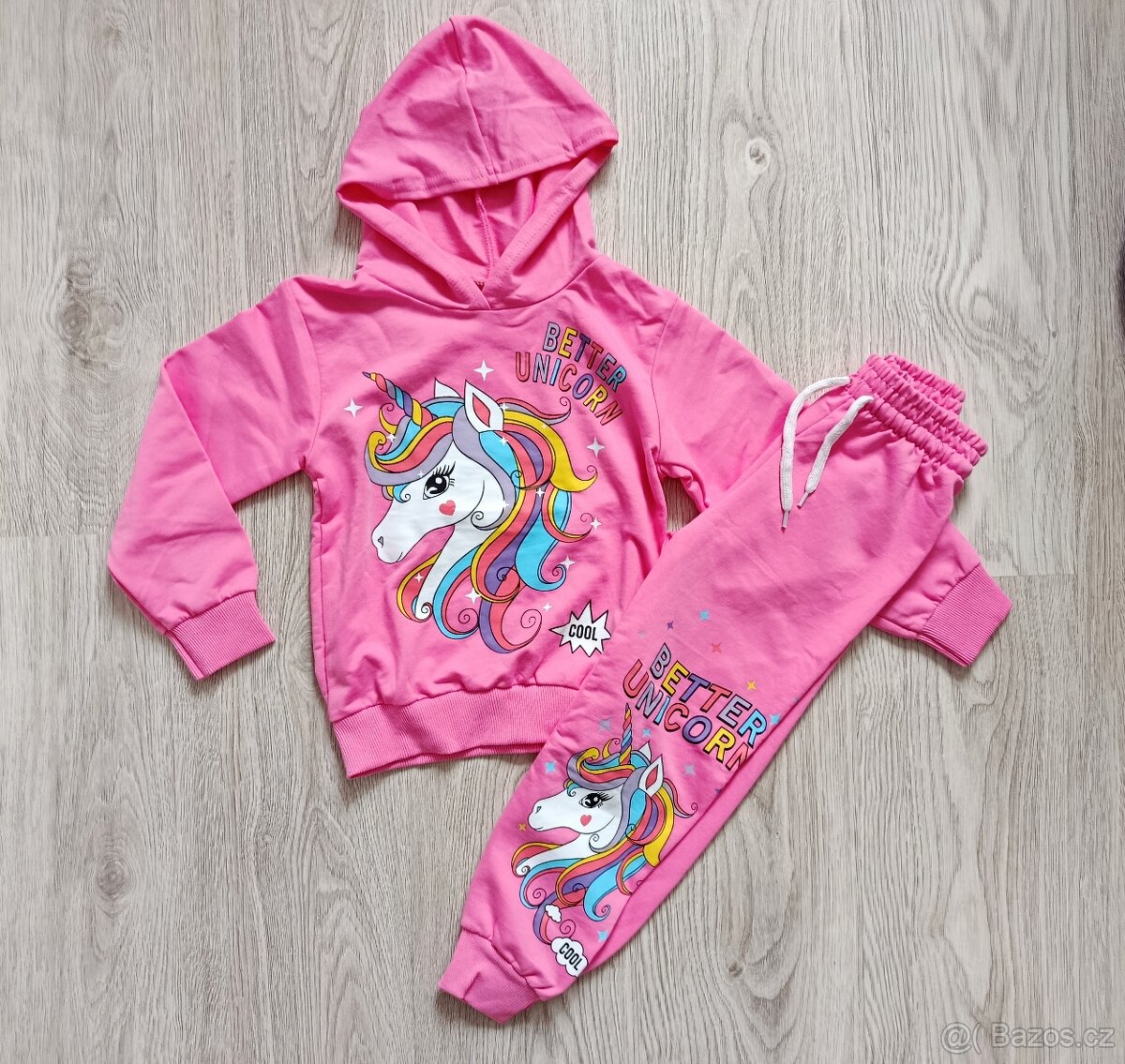 Dívčí nová tepláková souprava 4-5let