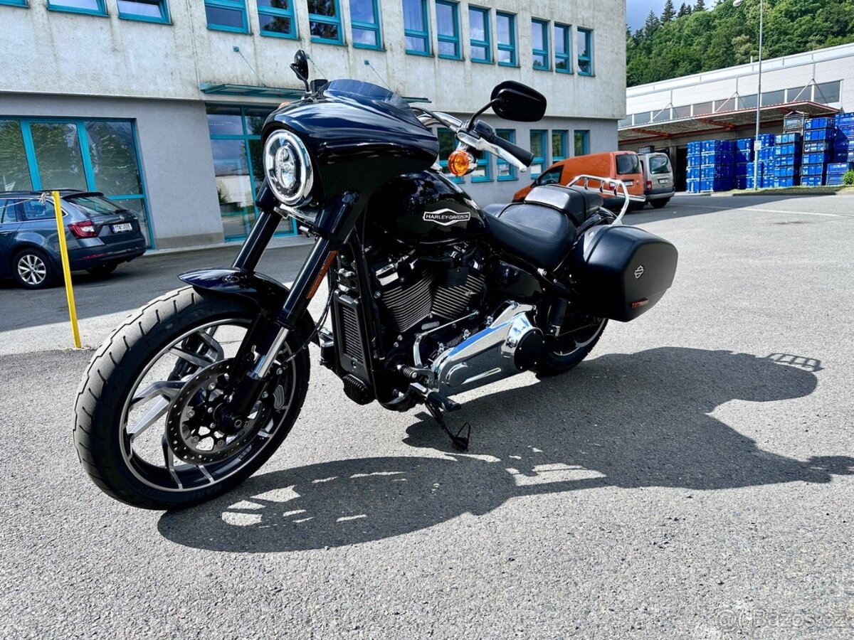 Harley Davidson FLSB sport glide