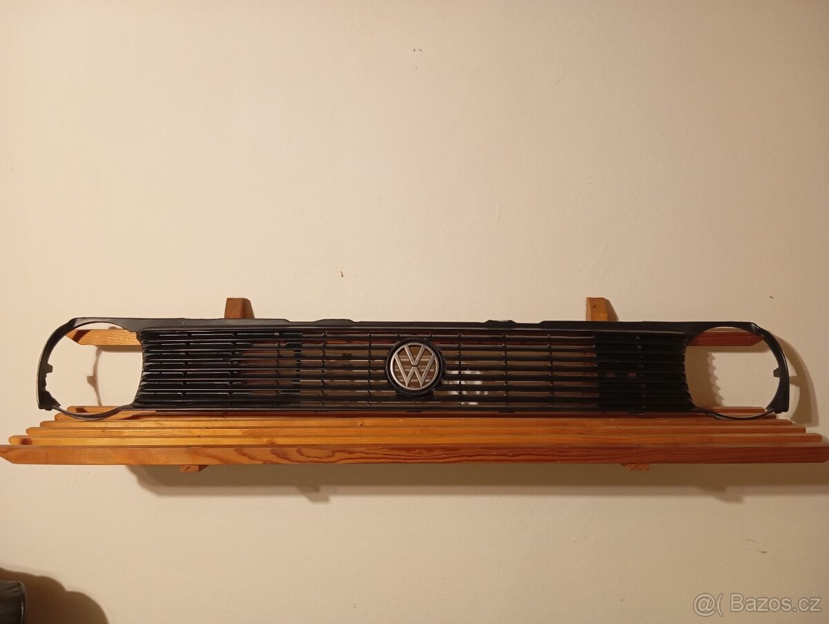 Originál přední maska VW polo mk2