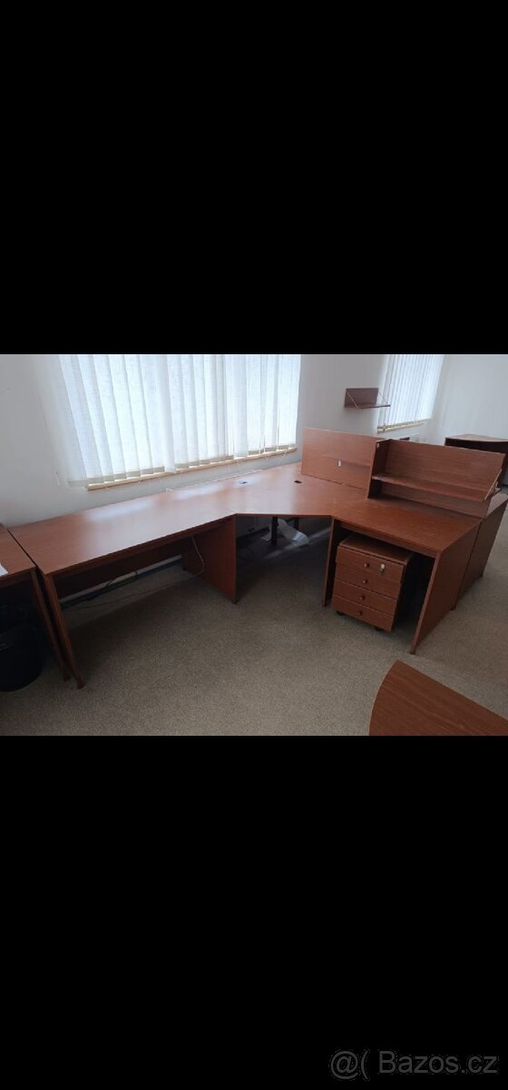 Kancelářské stoly, kancelářský nábytek