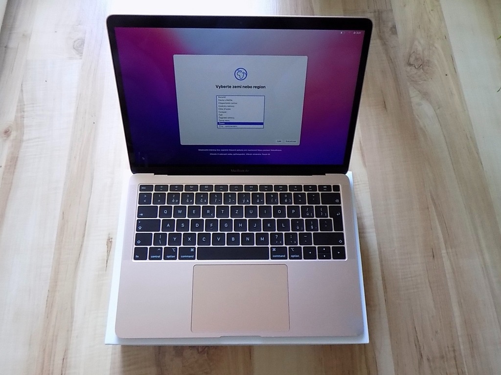  Apple MacBook Air 13,3" (2020)/M1/8GB RAM/512GB/CZ/ZÁRUKA