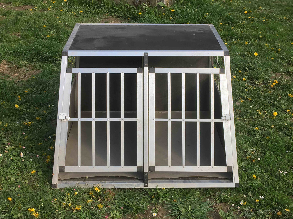 Přepravní klec pro psa