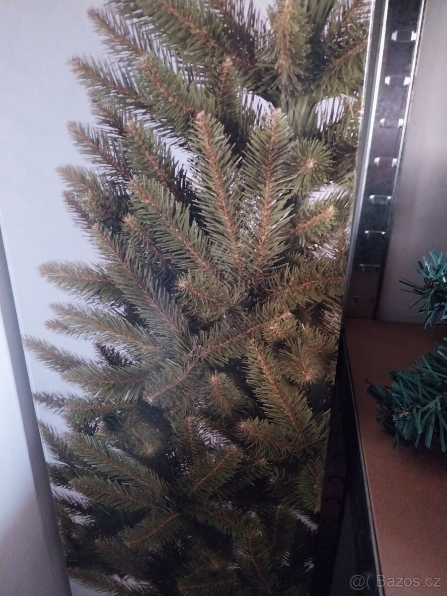 Vánočná strom . Nový 150 cm
