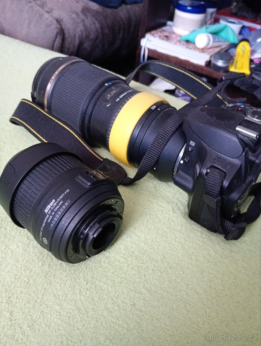 Foťák Nikkon