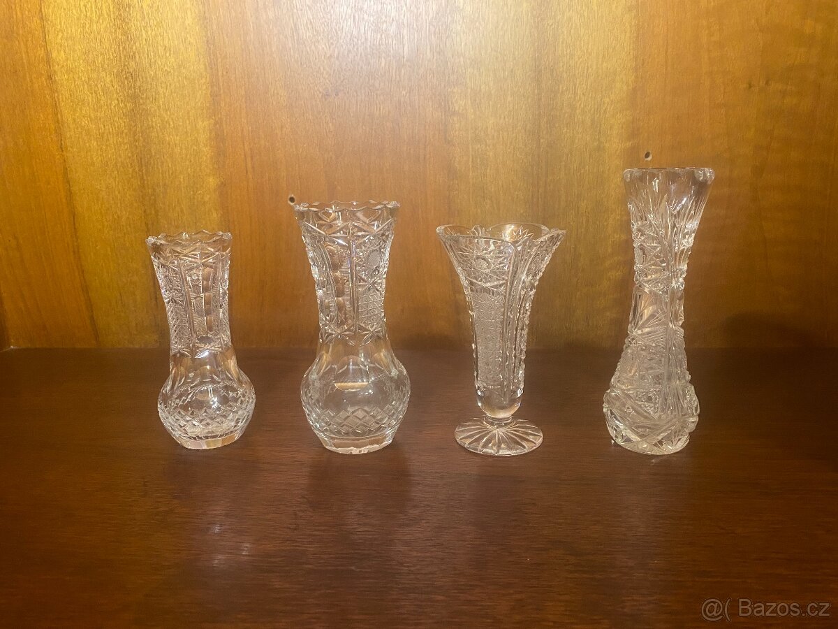 Sada broušených váziček Bohemia Crystal (10-12 cm)