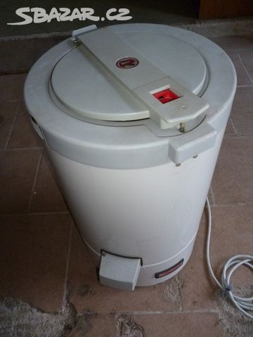 pračka mini romo s ohřevem vody  za 2500kč