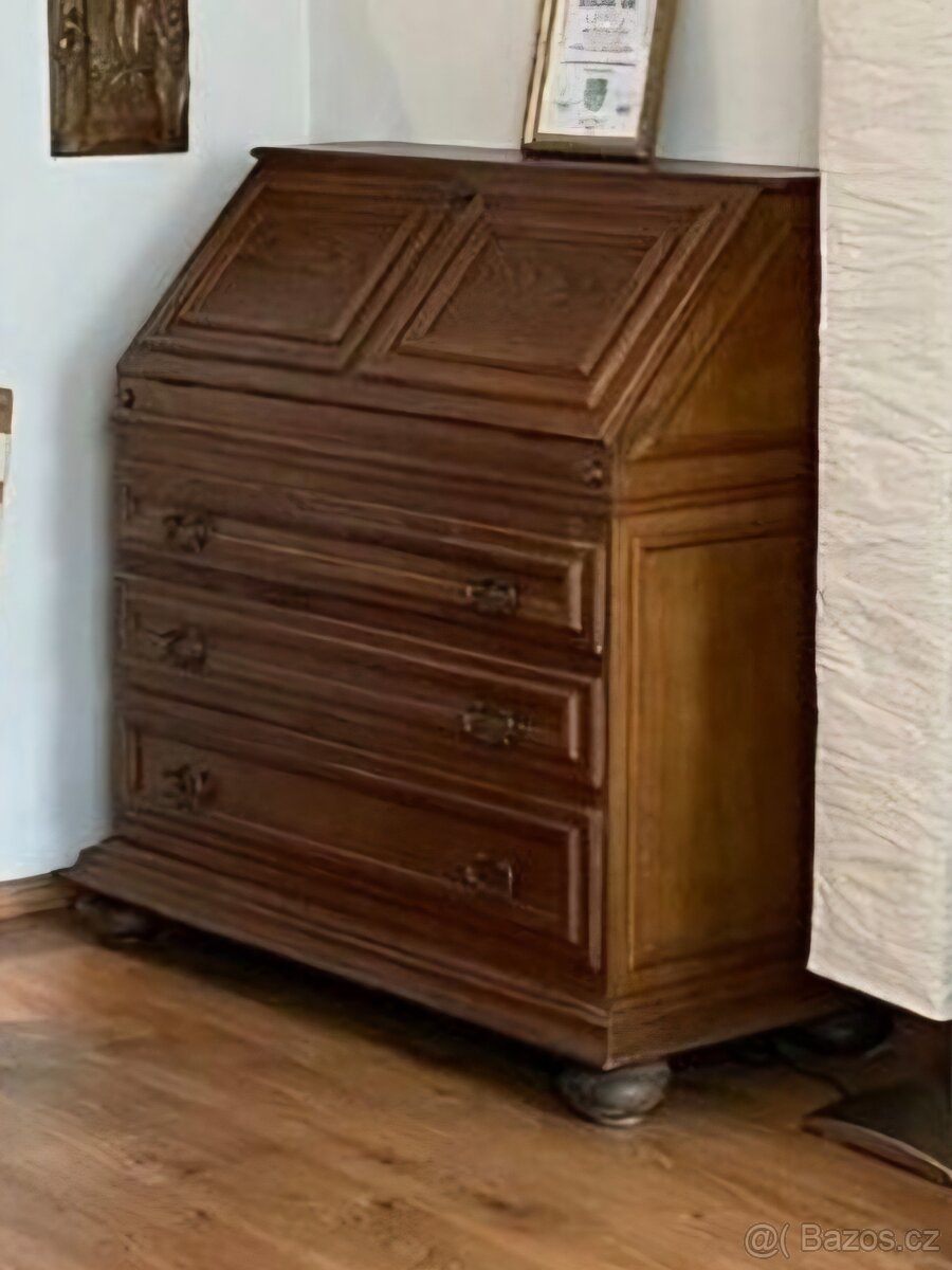 Rustikální komoda