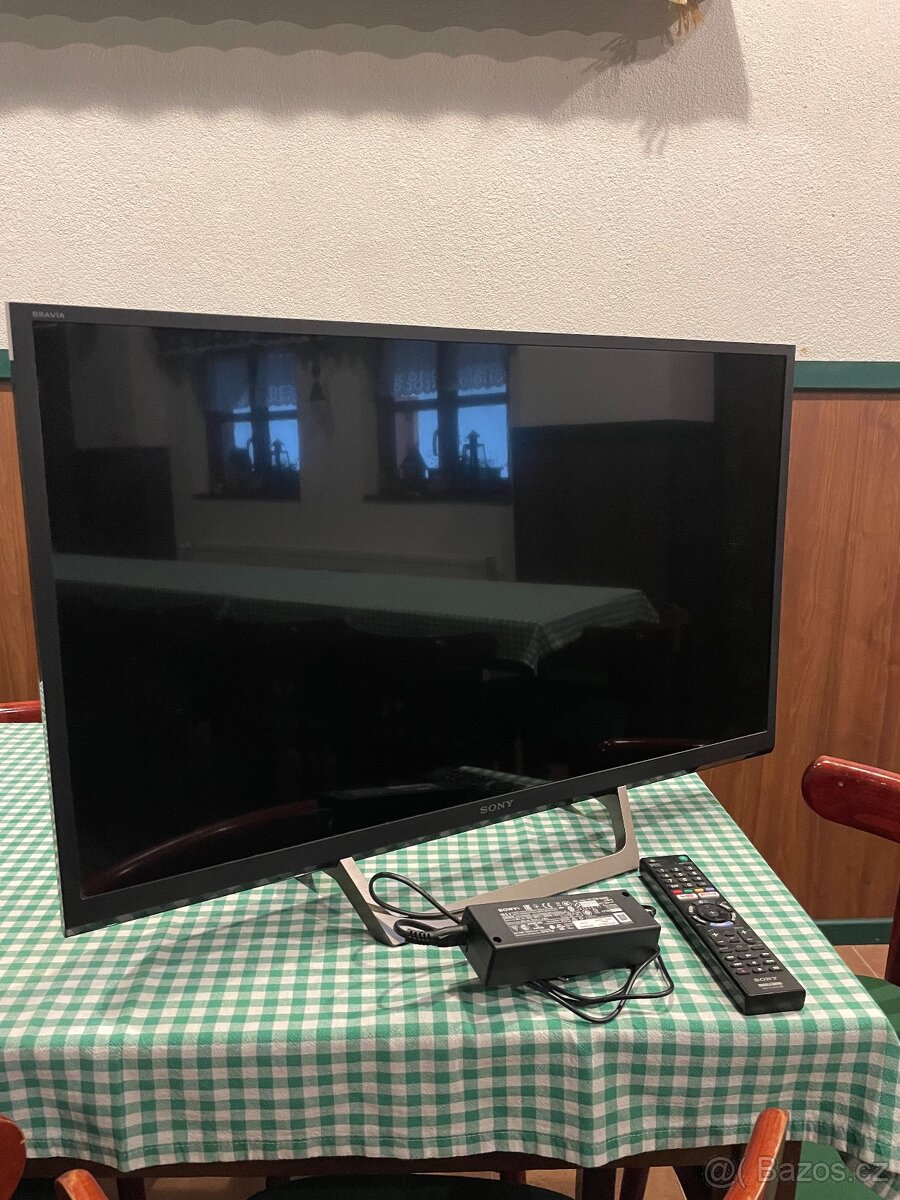 SLEVALED TV SONY Bravia 80 cm