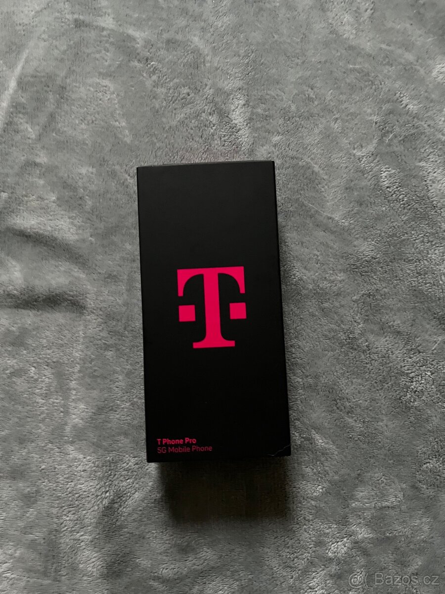 Zbrusunový plně funkční T- phone Pro levně.