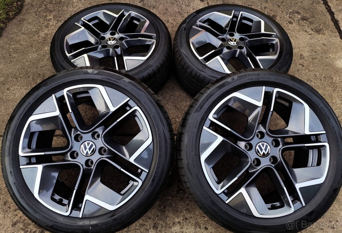 Úplně nové disky originální VW Passat B8, B9 5x112 R18