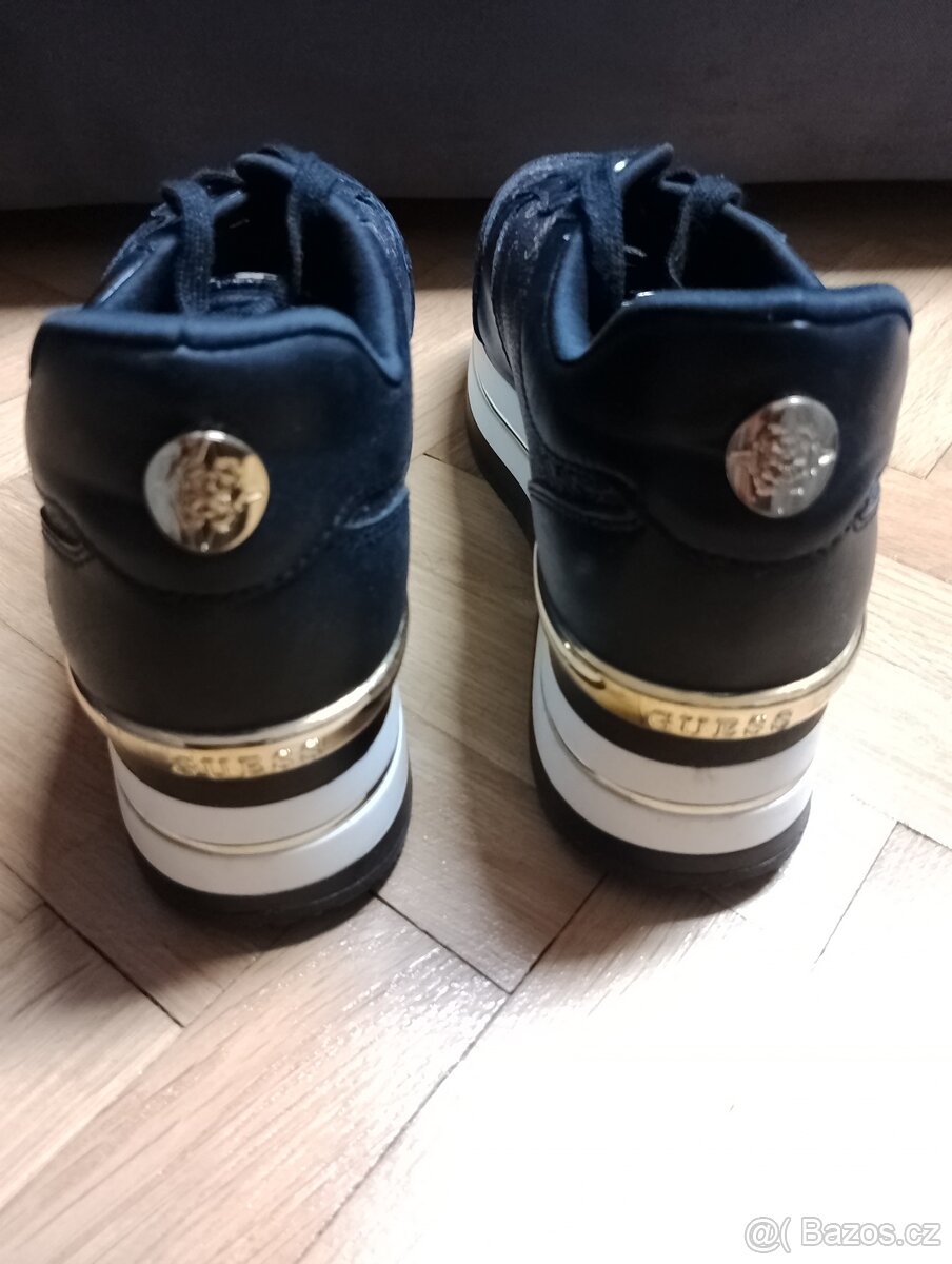 Tenisky GUESS nové vel. 42