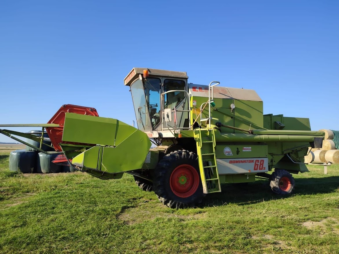 Obilní kombajn Claas Dominator 68s