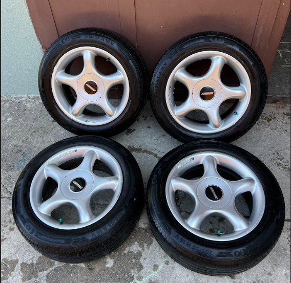 Sada kol 205/55 r16 letní Barum