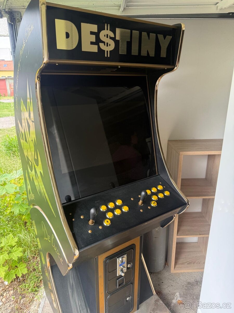 Arkádový automat