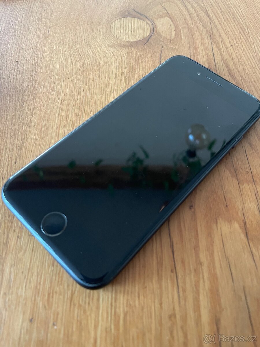 Prodám iPhone 7 128 GB
