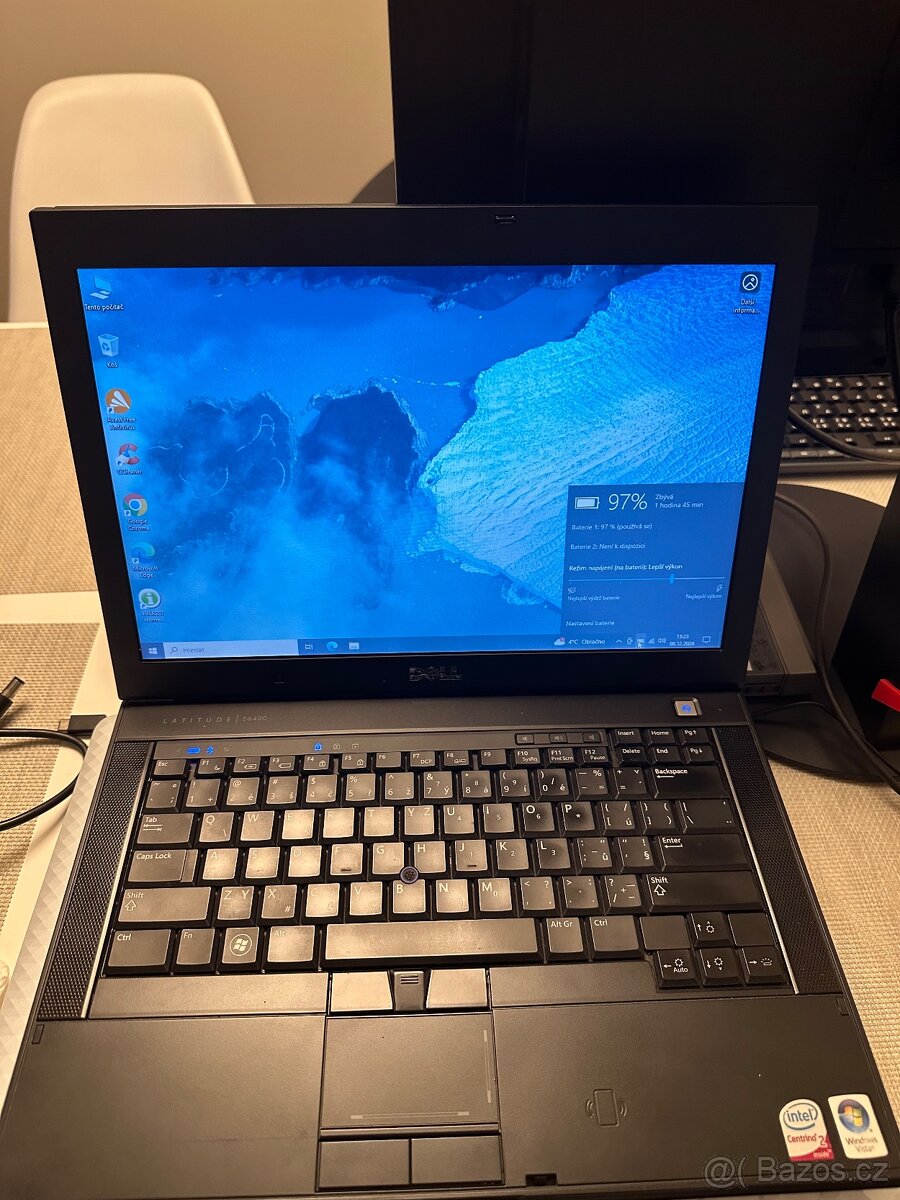 Prodám notebook Dell Latitude E6400 včetně dokovací stanice