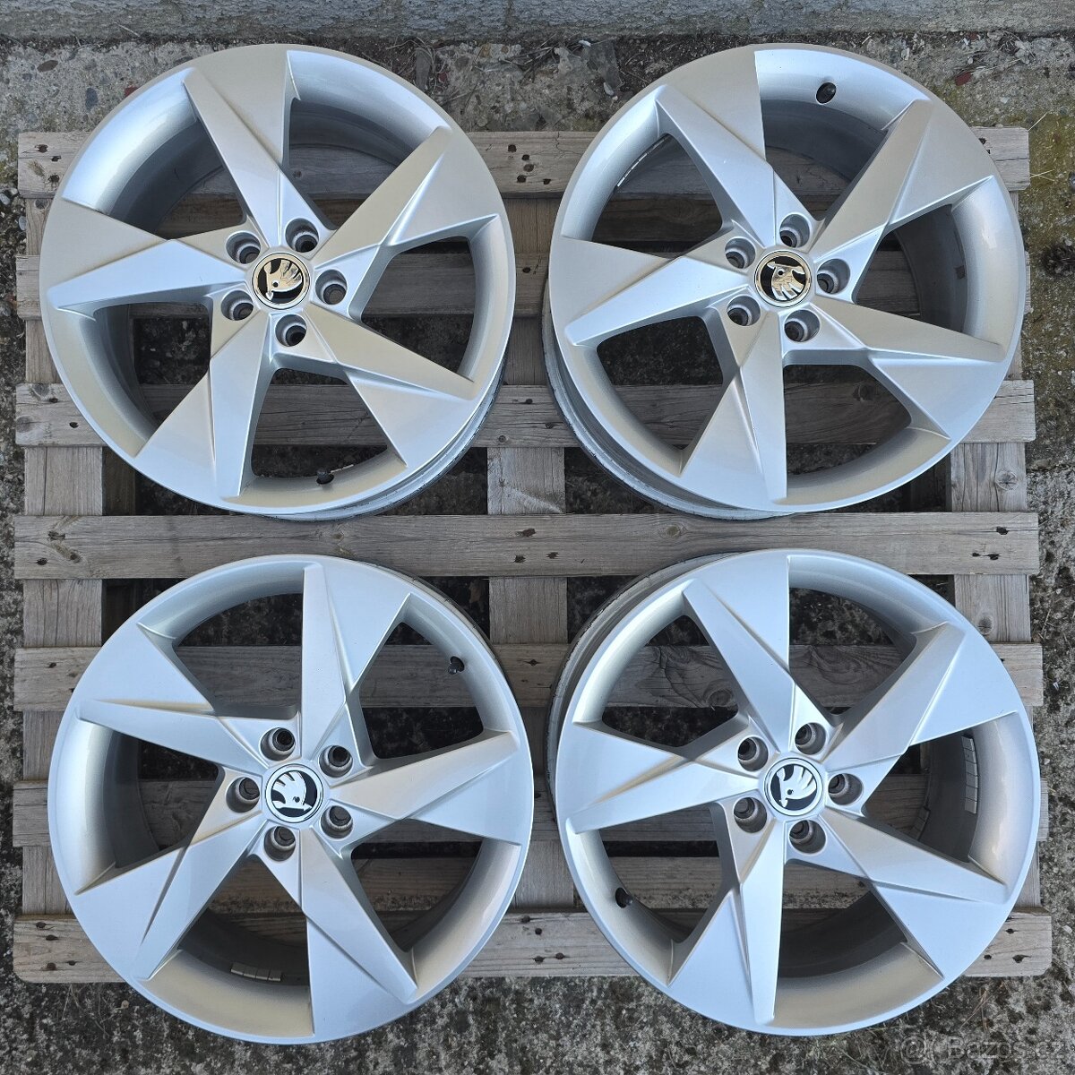 ORIGINÁL ŠKODA HLINÍKOVÉ DISKY 5x100 R17