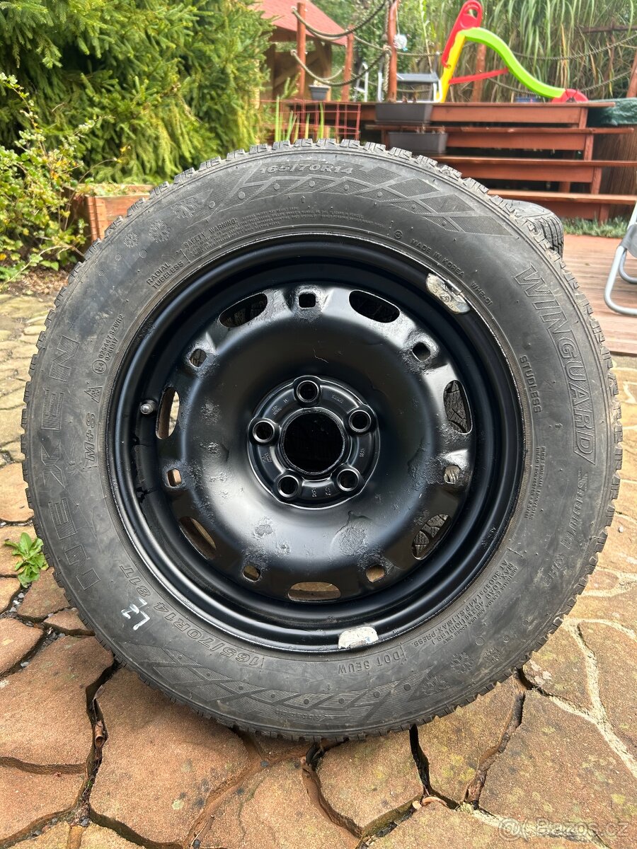 Zimní pneu 165/70 R14