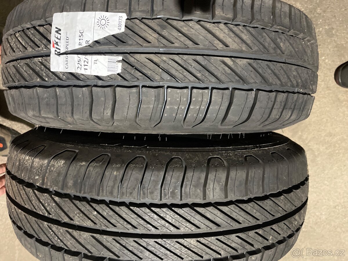 Riken 225/70 R15C