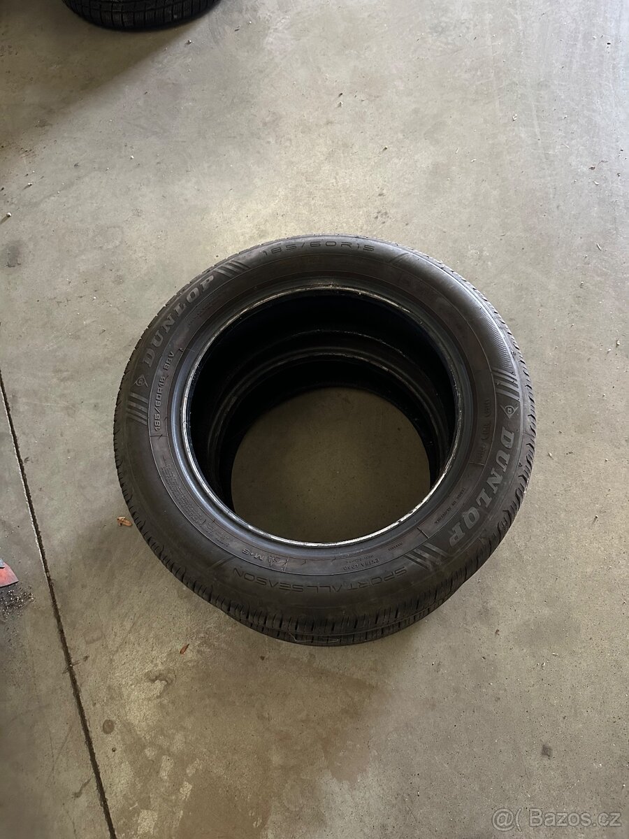 Dunlop 185/60/15 2ks zimních pneu