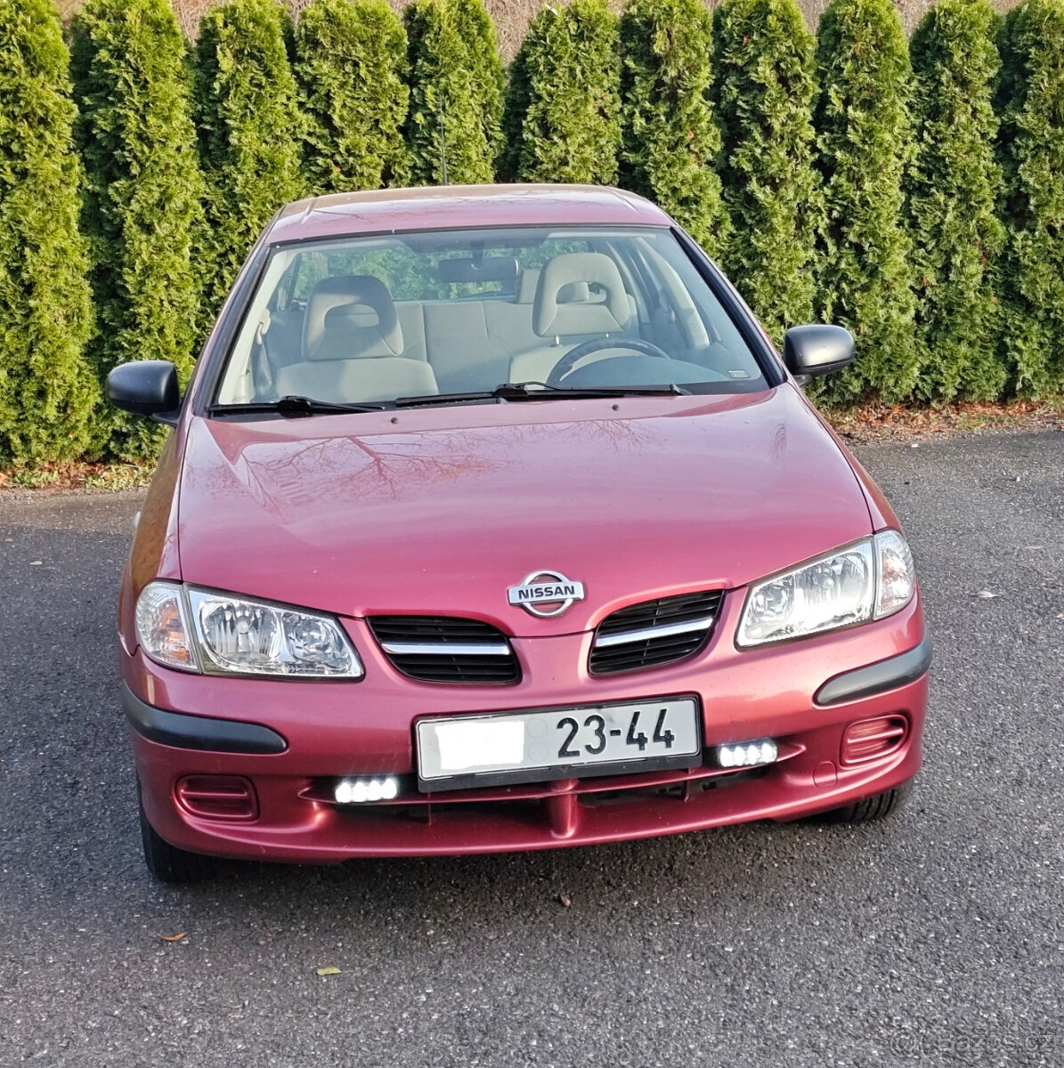 Nissan Almera (Hatchback)