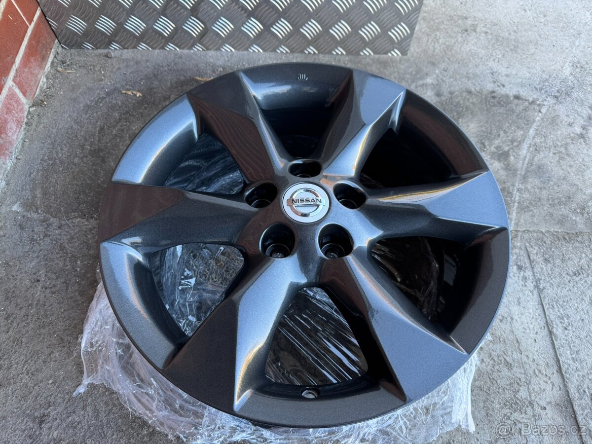 Alu 17" 5x114,3, Nissan JUKE , DUSTER apod., TOP, Antracit