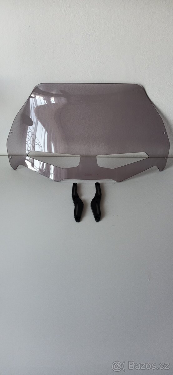 Prodám čelní sklo Can am Spyder F3