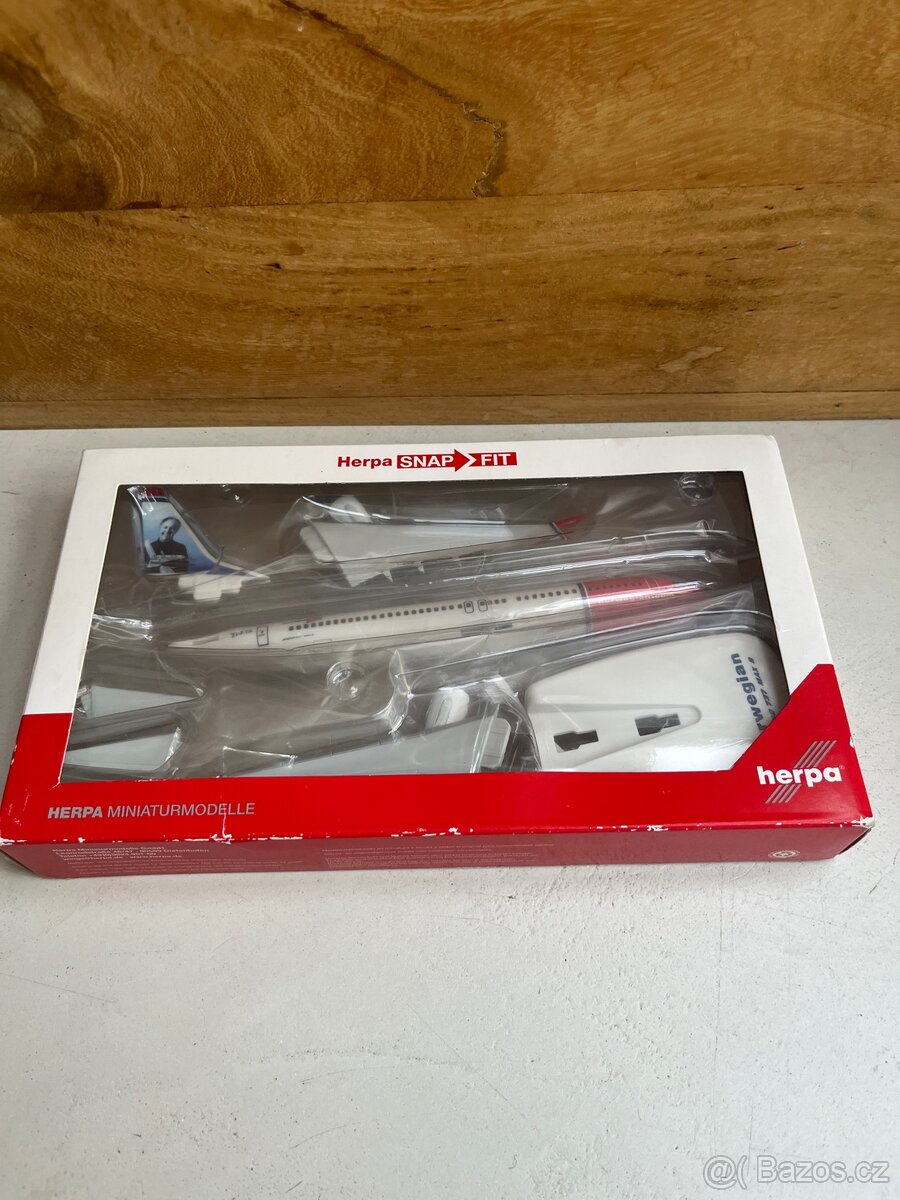 Norwegian Boeing 737MAX-8 1:200